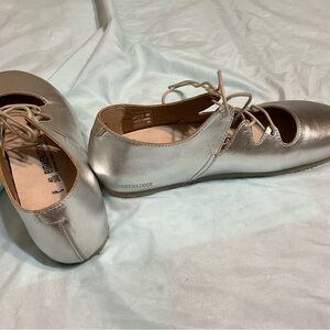 Birkenstock Metallic Silver Lace-Up Flats